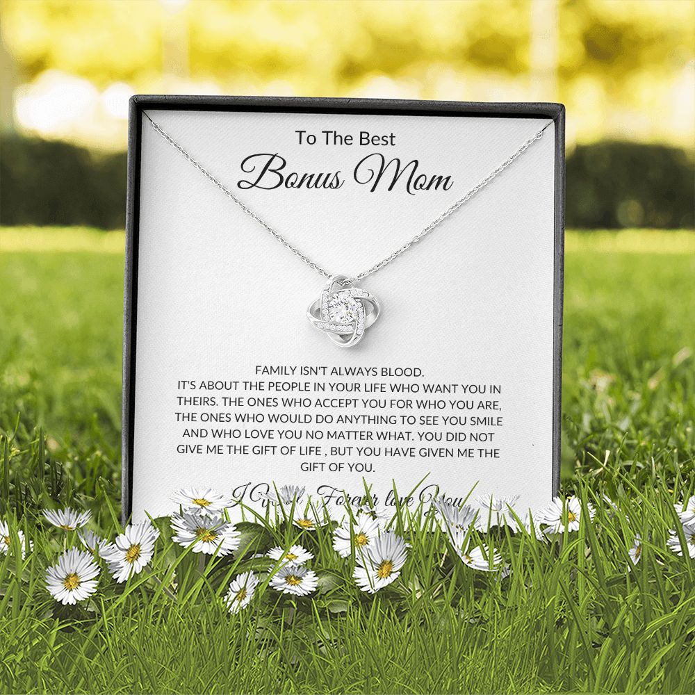 The Best Bonus Mom | Love Knot Necklace