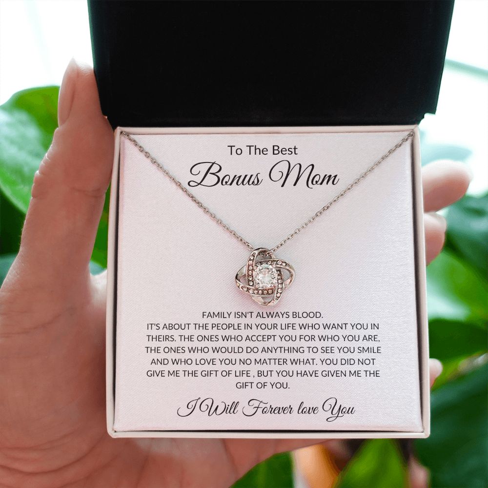 The Best Bonus Mom | Love Knot Necklace