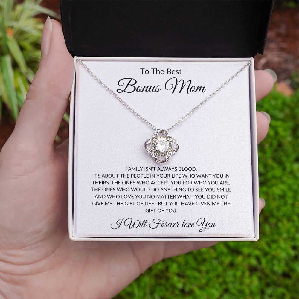 The Best Bonus Mom | Love Knot Necklace