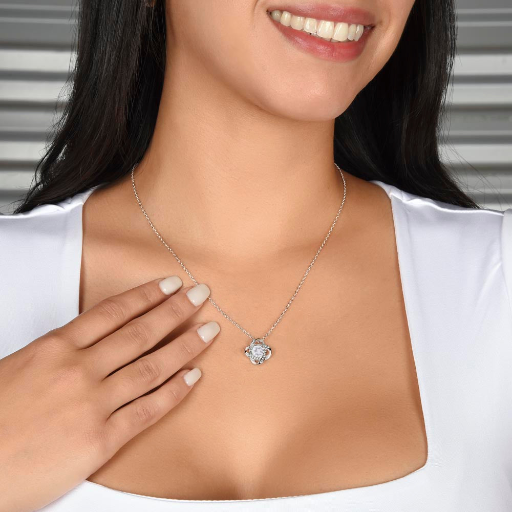 To My Beautiful Mom | Love Knot Necklace